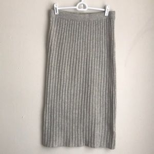 Club Monaco ribbed sweater skirt